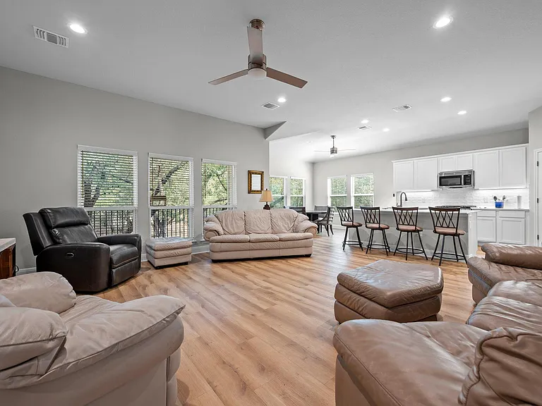 2503 Wilson Ave — Photo 6
