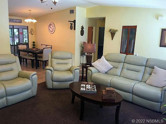 5th image of 2612 Silver Palm Dr