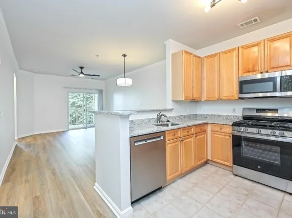 9480 Virginia Center Blvd Unit 230, Vienna, VA 22181