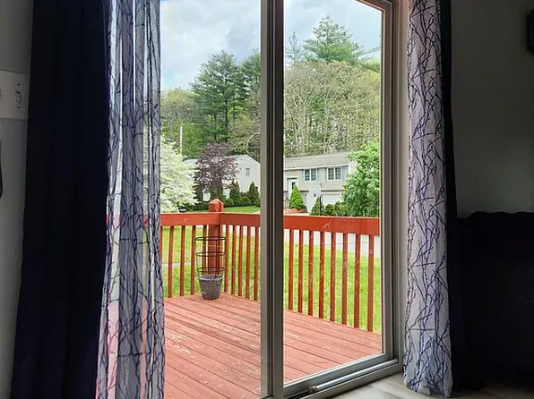 18 Baltimore Rd, Nashua, NH 03062