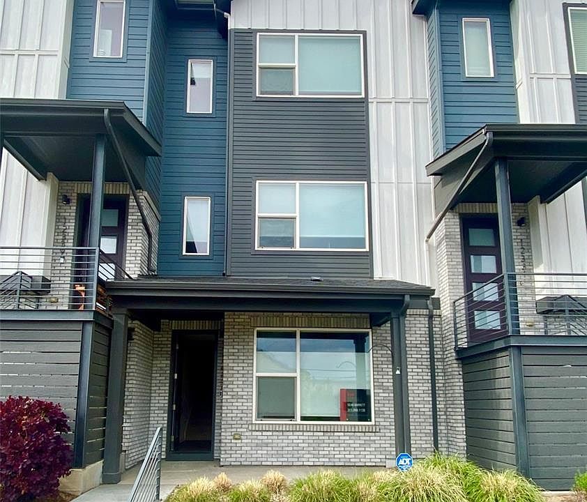 1st image of 12337 W Ridge Road