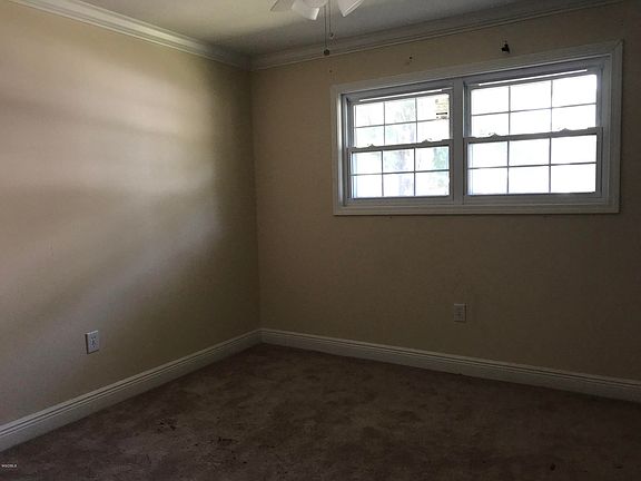 5th image of 2107 Tucker Ave