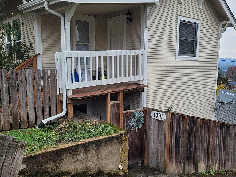 1001 Jefferson St — Photo 1