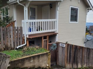 1001 Jefferson St, Oregon City, OR 97045