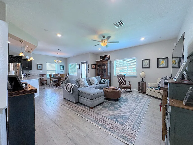 7805 Enchanted View Dr — Photo 7