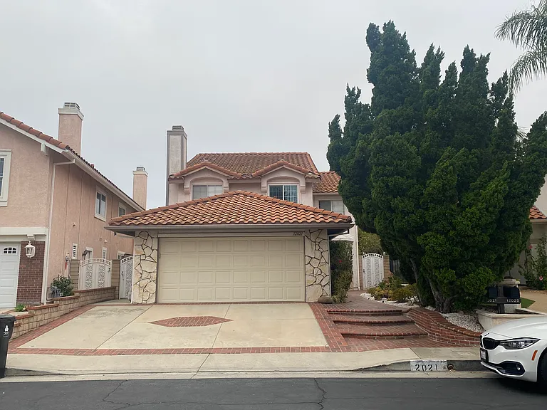 12021 Falcon Crest Way — Photo 18