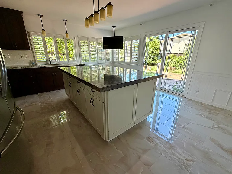 4937 Avenida De Angelina — Photo 10