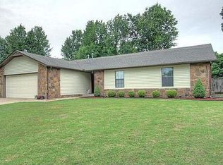 2623 W Washington Pl, Broken Arrow, OK 74012