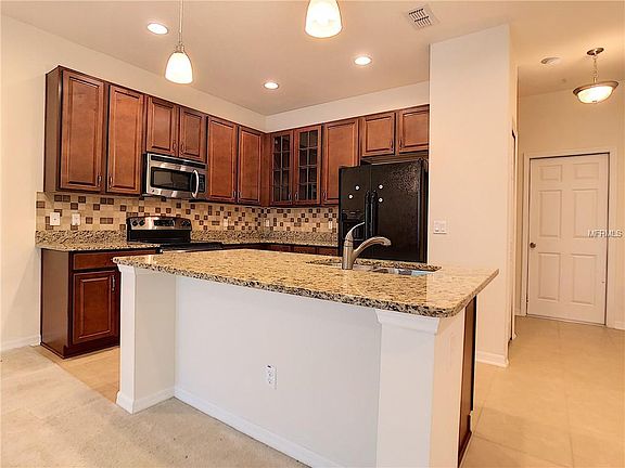 3rd image of 1646 Plumeria Pl
