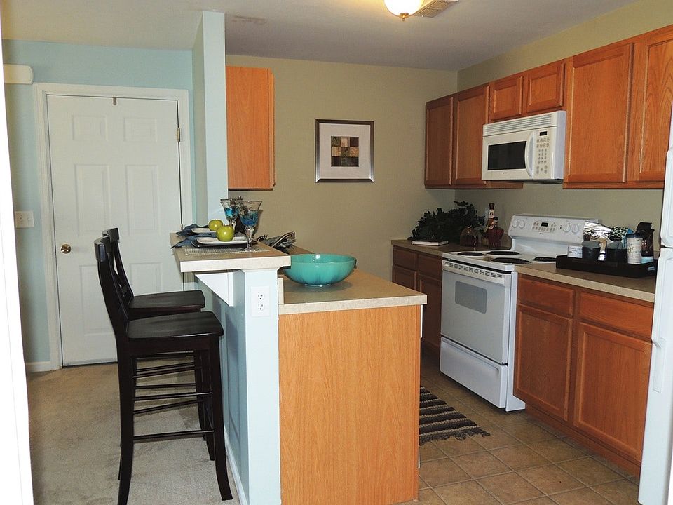 2nd image of 516 Shadetree Blvd