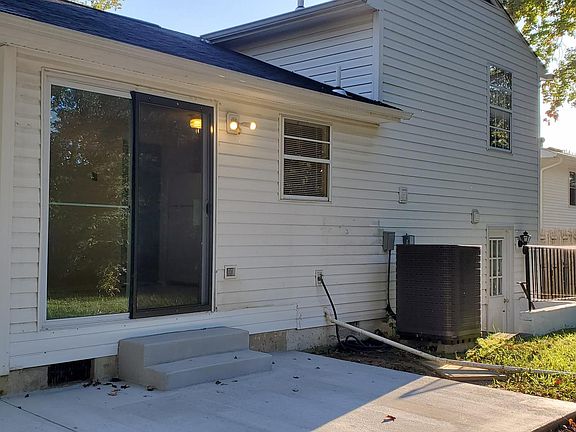 2nd image of 810 Narrowleaf Dr