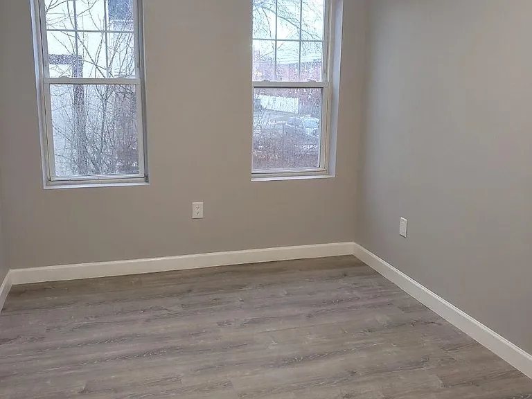1129 S Elmora Ave #2 — Photo 16