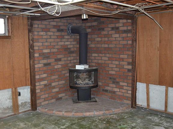 5th image of 29 Marshall Dr