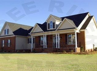2216 Yadkin Ct, Winterville, NC 28590