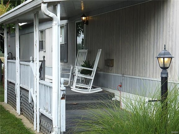 3rd image of 10599 Valette Cir N