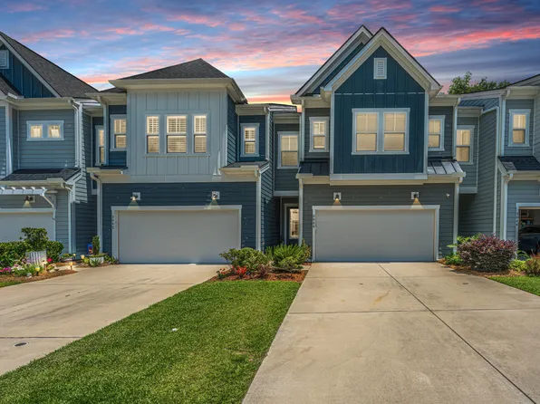 3044 Emma Ln, Mount Pleasant, SC 29466
