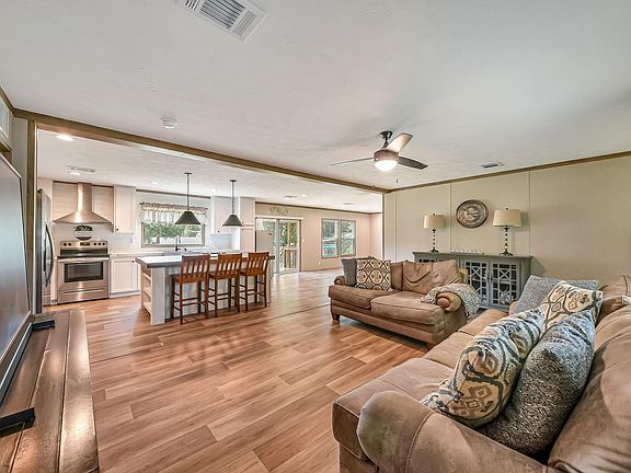 4th image of 25991 Whitetail Way