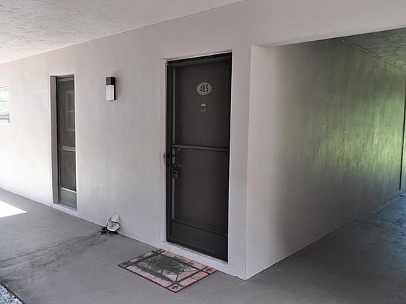 2nd image of 1126 King Arthur Ct APT 405