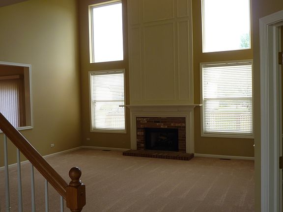 4th image of 24109 W Norfolk Ln
