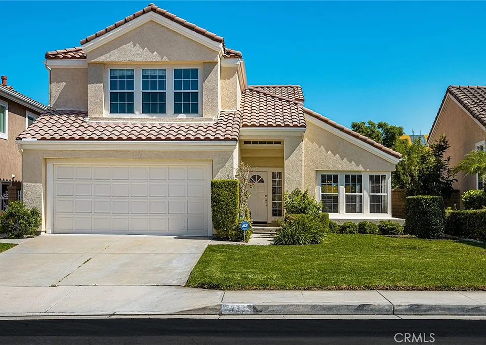 733 S Morningstar Dr