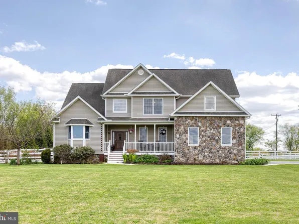 1097 Underwood Rd, Sykesville, MD 21784