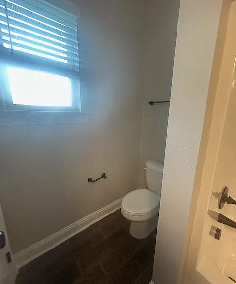 901 Hackberry Dr — Photo 18