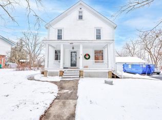 445 High St, Pewaukee, WI 53072