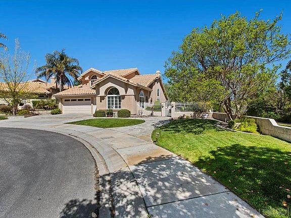3rd image of 4801 Mission Hills Dr