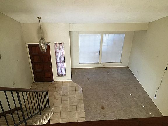 3rd image of 10611 Emery Dr