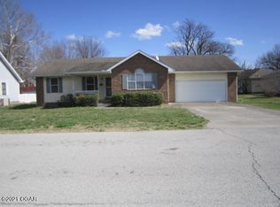 1304 Maple St, Lamar, MO 64759