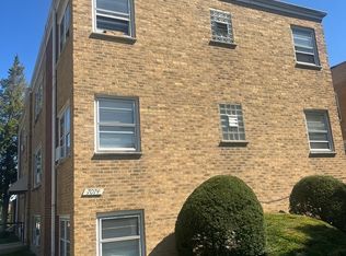 7074 W Diversey Ave APT 2F, Elmwood Park, IL 60707