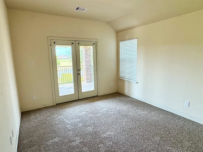 23610 Esperia St — Photo 26