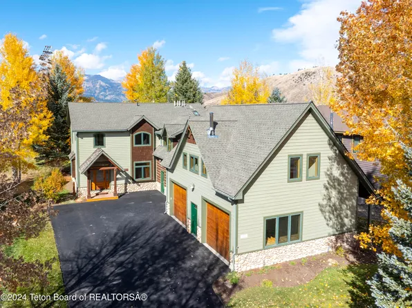 815 Whitehouse Dr, Jackson, WY 83001