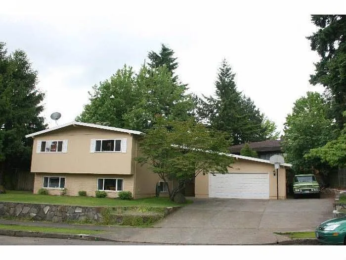 7120 Valley View Dr photo 1