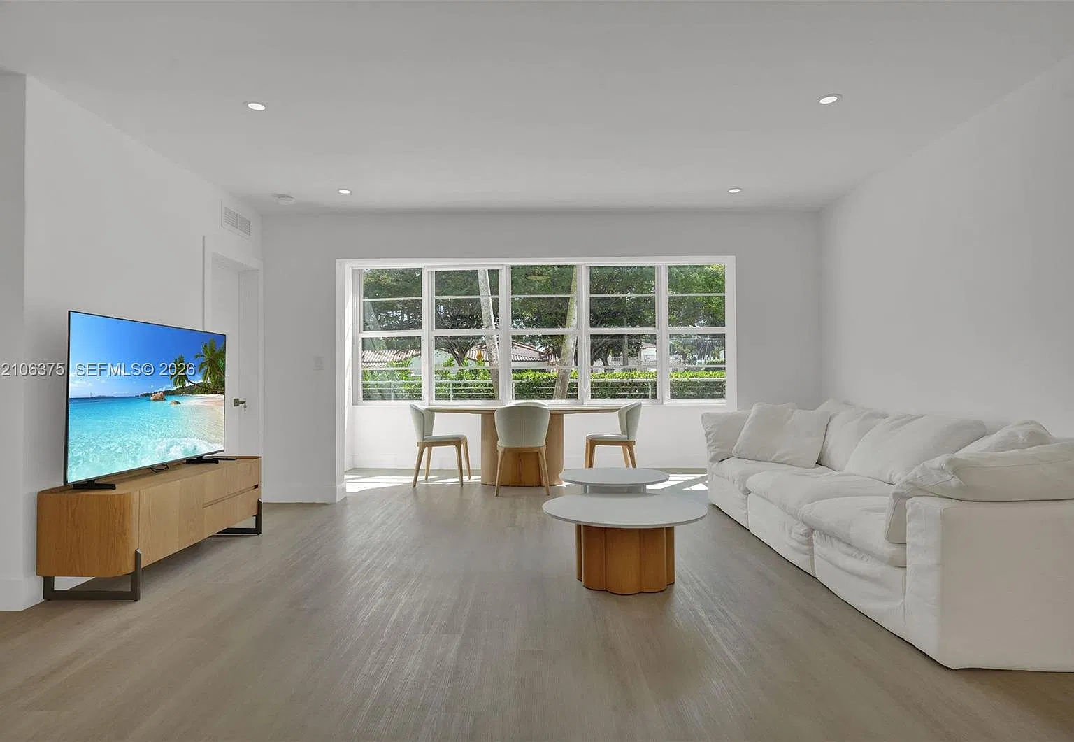 Pine Tree Waterway Condo — Photo 2