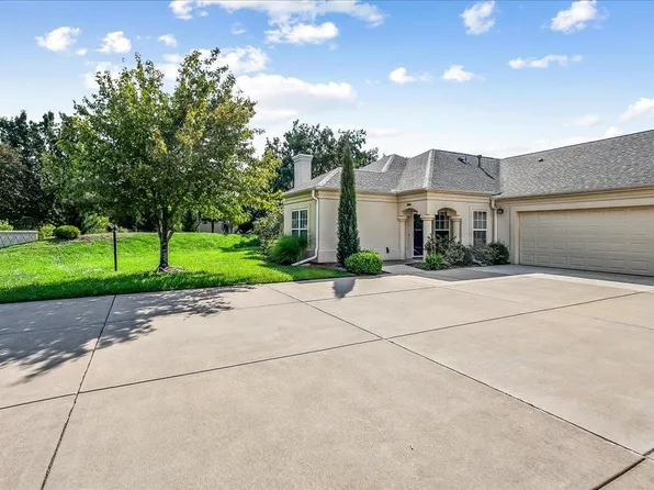 9400 E Wilson Estates Pkwy APT 304, Wichita, KS 67206