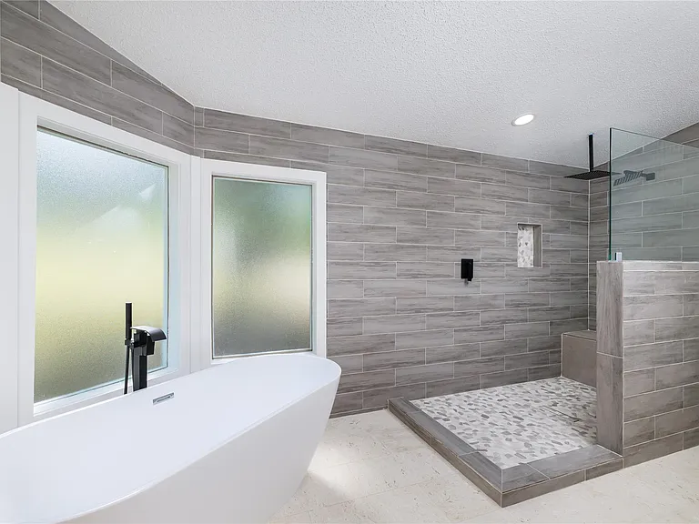 1579 Tara Dr — Photo 14