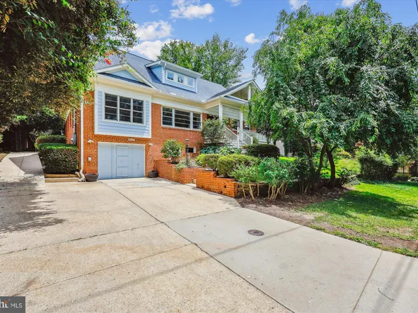 5407 Kirkwood Dr, Bethesda, MD 20816