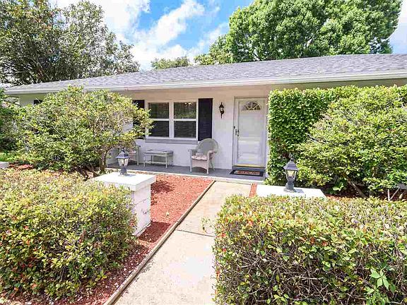 3rd image of 882 Mariana Pl