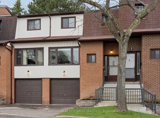 765 Oklahoma Dr #42, Pickering, ON L1W 3C9