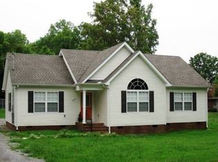 1119 Maiden Ln, Lewisburg, TN 37091