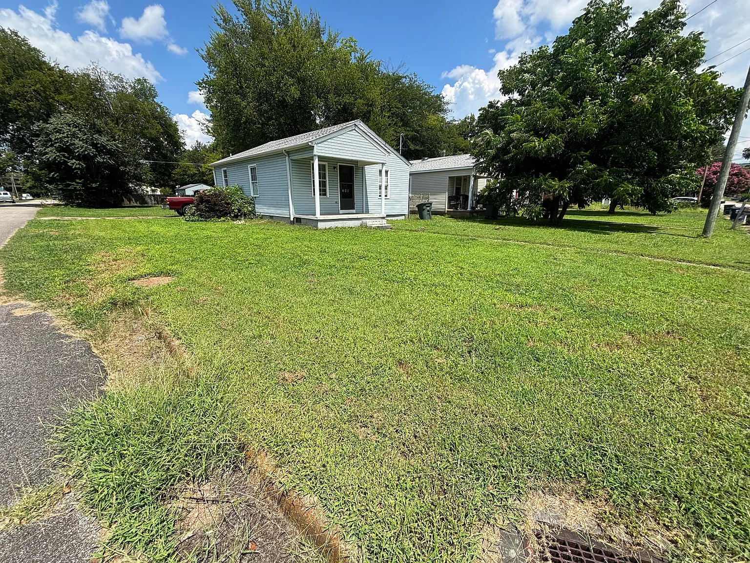 2 bed, 770 sqft, $1,100 — Photo 3