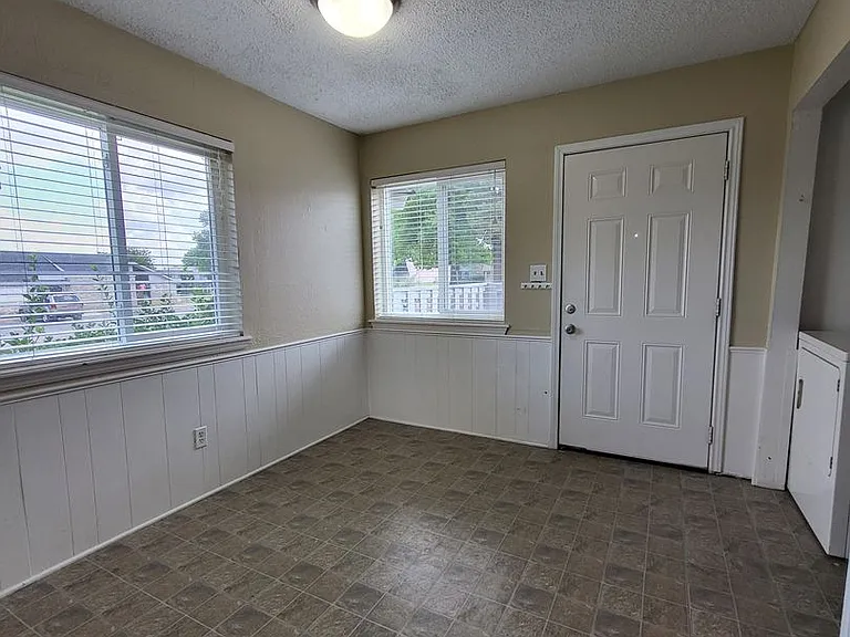 1626 Glenn Bo Dr — Photo 2