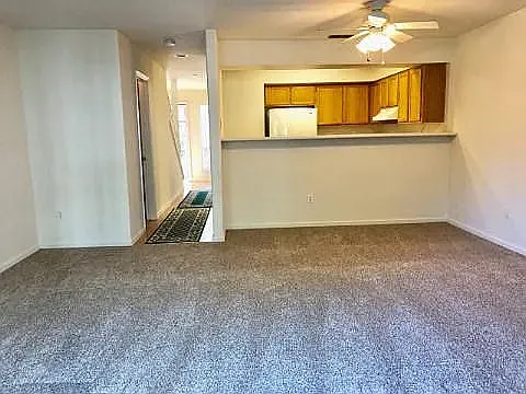 Two Master Suites in Gated Casa Del Sol — Photo 3