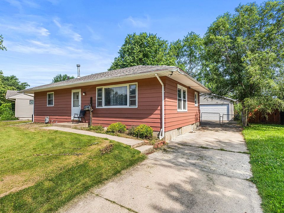 1st image of 1206 Cole Pl