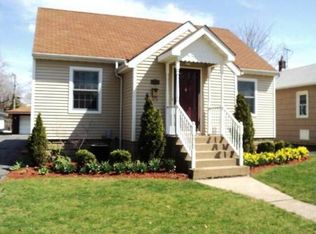 18261 Walter St, Lansing, IL 60438