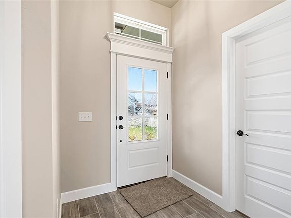 5th image of 12017 SW 51st St