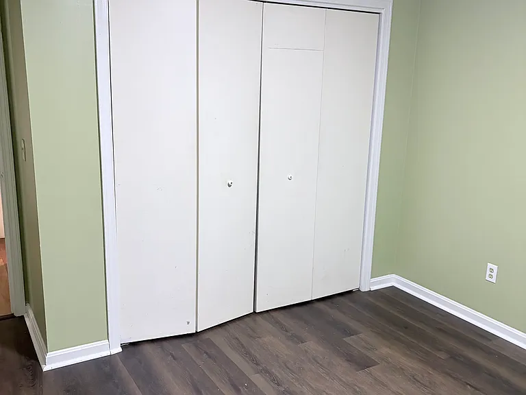 367 Hawkins St #1 — Photo 9