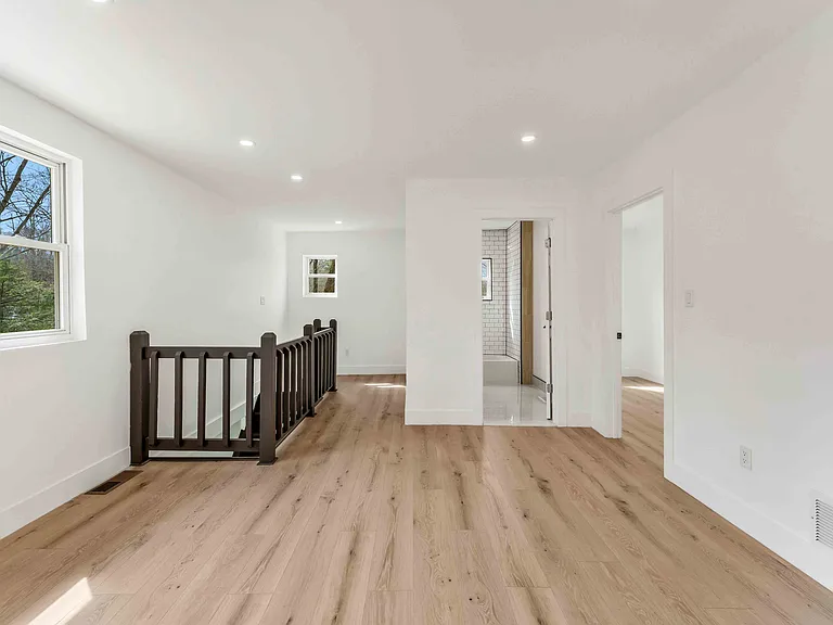 107 Juniper Dr — Photo 31