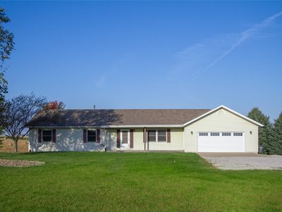 1209 N Highway T15, Knoxville, IA, 50138
